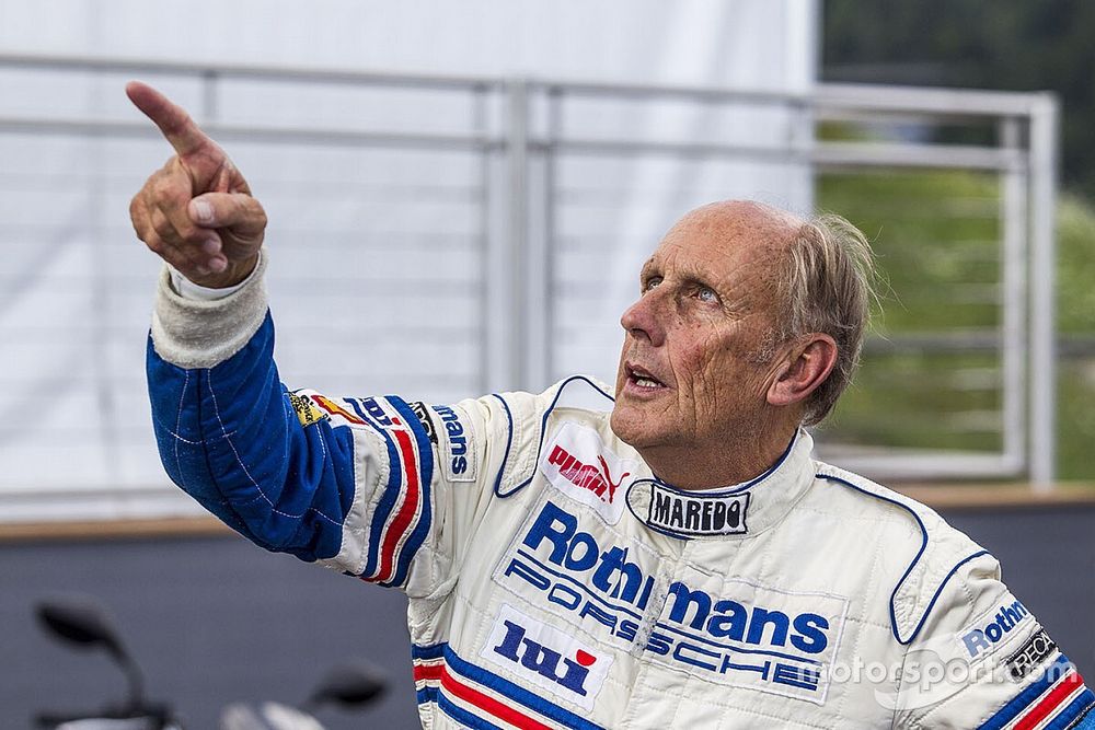 Легендарный гонщик нашел способ спасти DTM