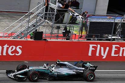 Bottas domina e Massa se recupera: imagens do domingo