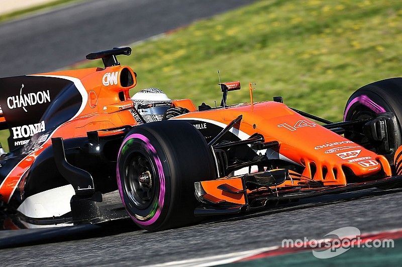 McLaren: Estaríamos vencendo corridas com motor Mercedes