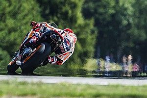 MotoGP Rep. Ceko: Marquez puncaki warm-up, Rossi kesembilan