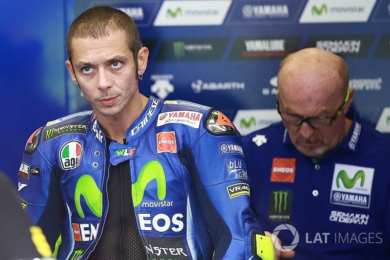 Valentino Rossi dovrà essere operato: c'è la conferma della Yamaha
