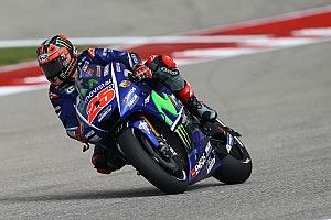 Viñales le saca medio segundo a Márquez en el inicio de Austin