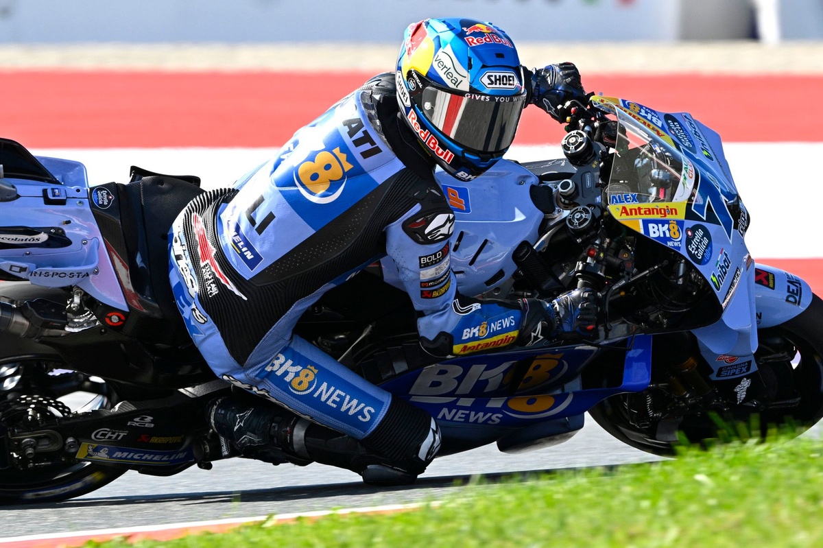 Alex Marquez explains bizarre crash on straight:
