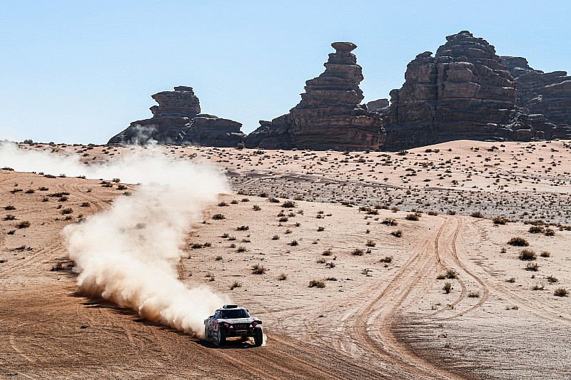 Peterhansel: Dakar has recaptured "spirit of Africa"