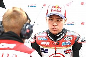 Nakagami fears tough last race with shoulder "disaster"