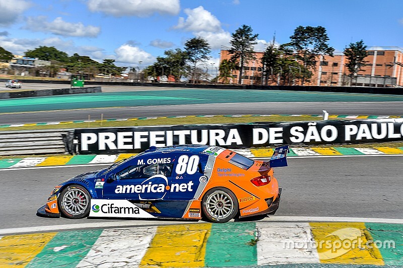 Marcos Gomes lidera novamente e fecha a sexta-feira na frente em Interlagos