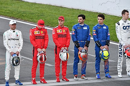Kövesd ÉLŐBEN a második F1-es tesztnapot: Vettel is pályára gurulhat a Ferrarival