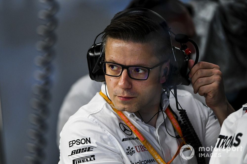 Clamoroso Hamilton: via i due punti, multata la Mercedes!