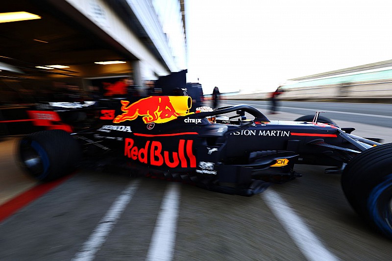 A Red Bull 2020-ban három csapatra oszlik