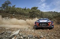 Neuville y Ogier dan un máster en la segunda etapa del Rally de Turquía