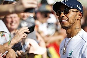 Hamilton: İkinci yarı daha heyecanlı olacak