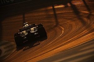 Photos - Les F1 pour la première fois en piste à Djeddah