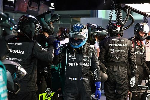 Eks Pilot F1 Tuding Valtteri Bottas Enggan Bantu Lewis Hamilton