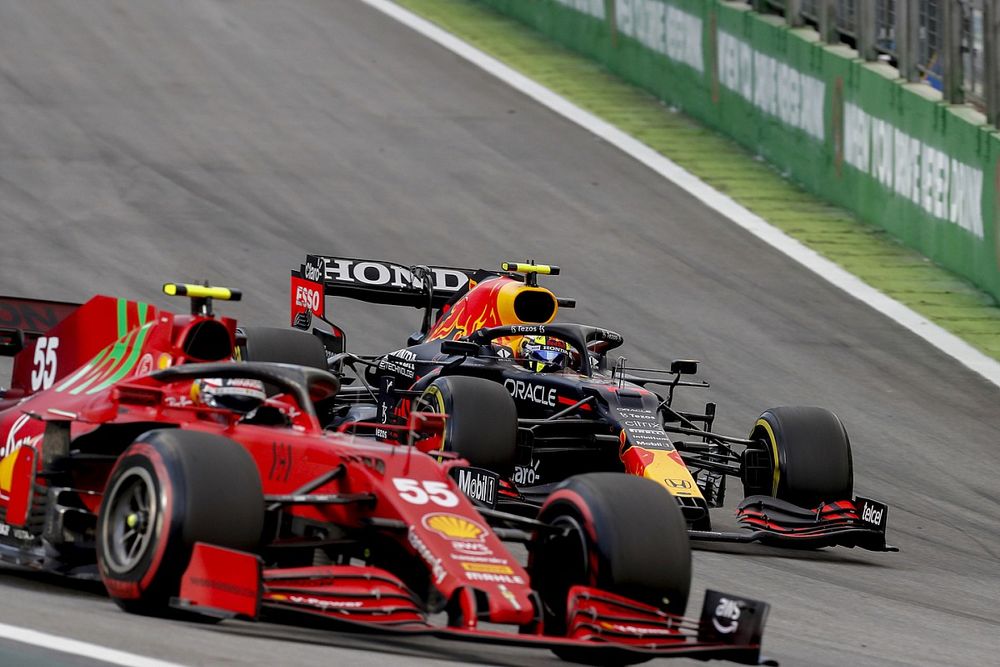 Sainz explica la clave de su podio en la sprint de Brasil