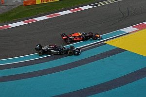 Red Bull veut du changement "après autant de décisions discutables"