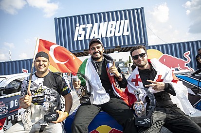 10 bin İstanbullu Red Bull Car Park Drift Dünya Finali’ni izledi