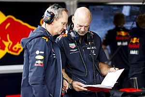 Newey: "Raikkonen, başlangıçta takıma liderlik edebilecek durumda değildi"