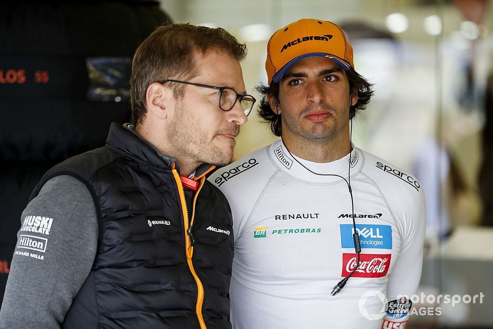 Andreas Seidl, Team Principal, McLaren, and Carlos Sainz Jr., McLaren