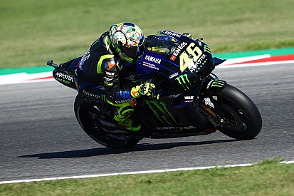 Rossi explique être allé "un peu large" en passant Márquez