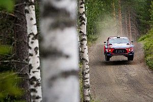 Neuville kończy czwartek jako lider