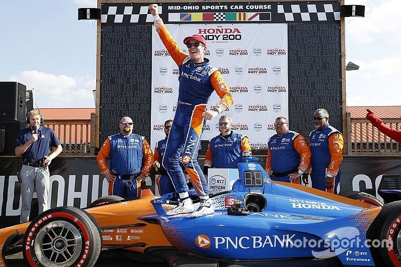 Race Winner Scott Dixon, Chip Ganassi Racing Honda