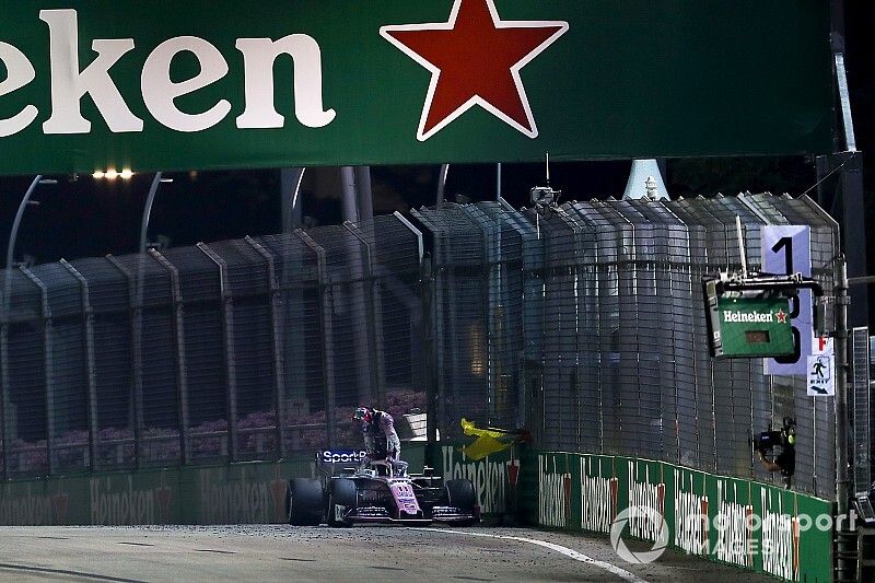 Sergio Perez, Racing Point RP19 retires from the race