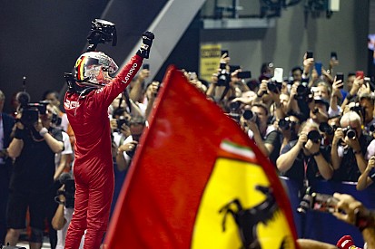Fotogallery F1: le istantanee della doppietta Ferrari a Singapore