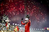 Vettel se reencuentra con una inesperada victoria en Singapur