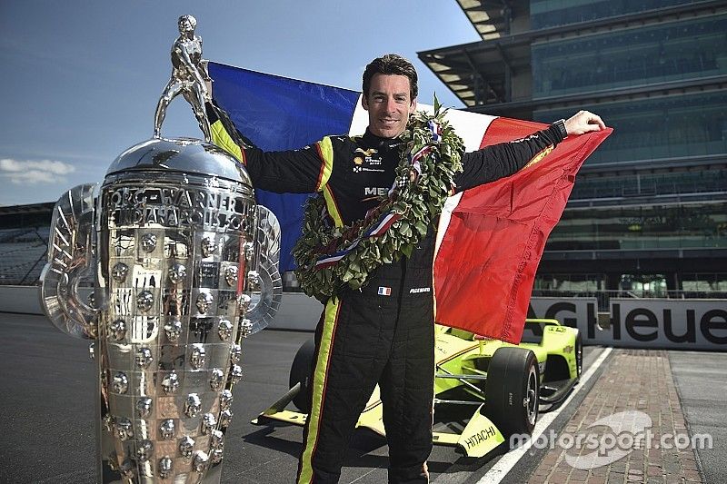 Le vainqueur Simon Pagenaud, Team Penske Chevrolet
