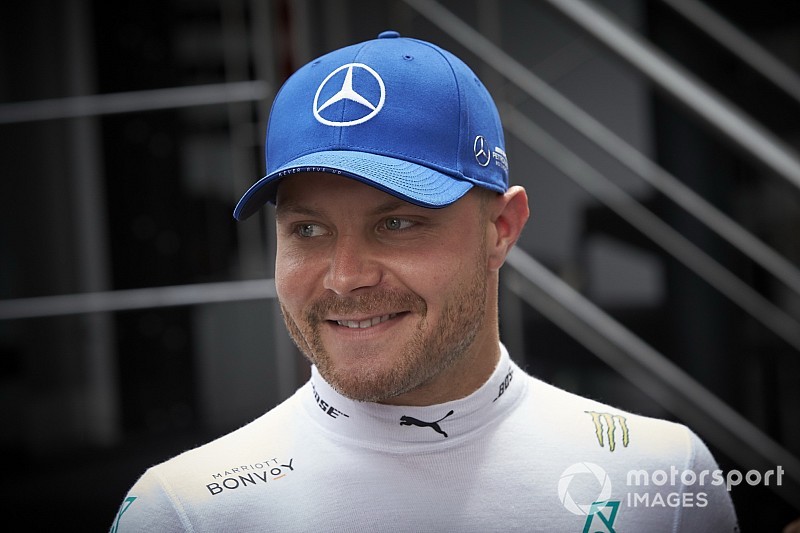 Mercedes продлила контракт с Боттасом на 2020 год