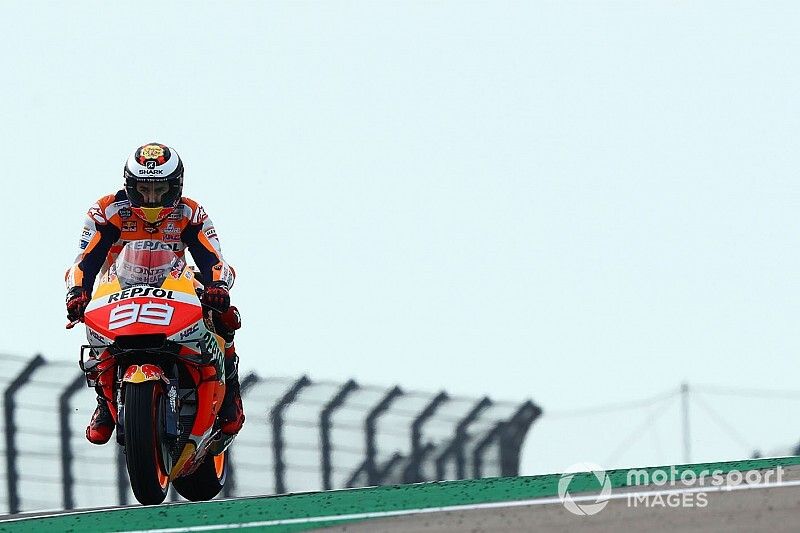 Lorenzo: “Por cómo trabaja, Márquez se merece todo lo que está ganando”