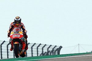 Lorenzo: “Por cómo trabaja, Márquez se merece todo lo que está ganando”