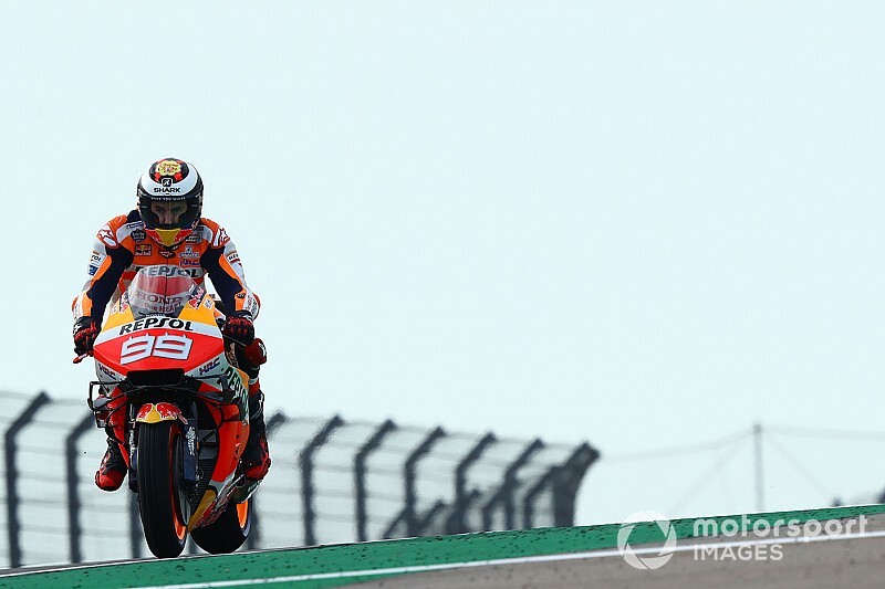Lorenzo: “Por cómo trabaja, Márquez se merece todo lo que está ganando”