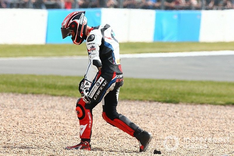 SBK, Donington, Sykes beffato dal regolamento: “È una barzelletta!”