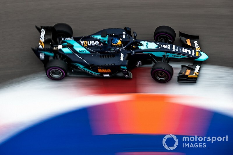 F2 Abu Dhabi: Pole pozisyonu Camara'nın