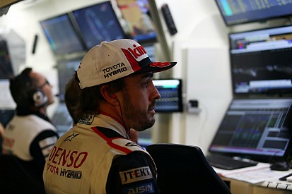 Alonso, F1'e döneceğini yalanladı