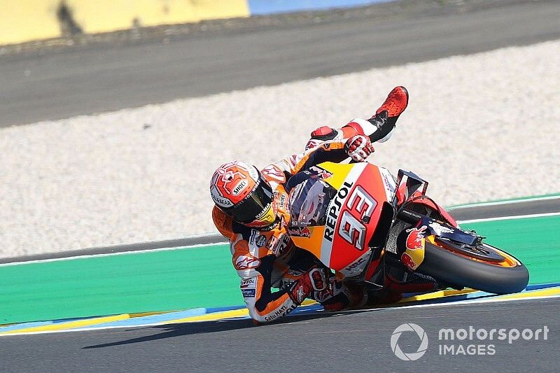 La espectacular salvada de Márquez en Francia, en imágenes