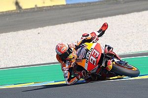 Marc Márquez logra una salvada espectacular en Francia