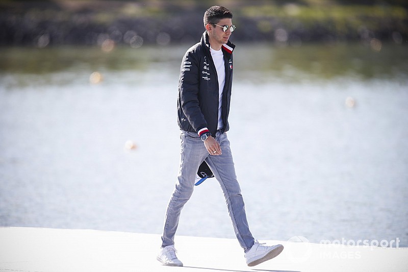 Közel a bejelentés a Mercedesnél: Ocon távozik?!
