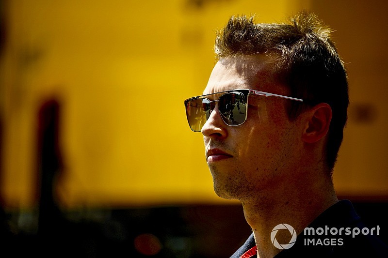 «Никакой паники. Надо просто попробовать еще раз». Квят о двух гонках Toro Rosso без очков