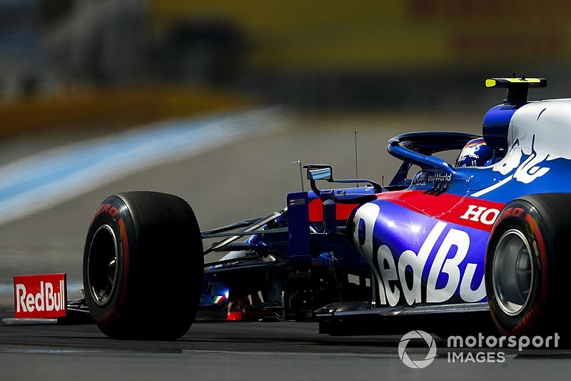 Albon passa alla Spec 3 Honda: per lui scatta una penalità di 10 posizioni in griglia