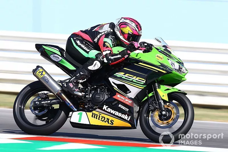 Ana Carrasco, Kawasaki