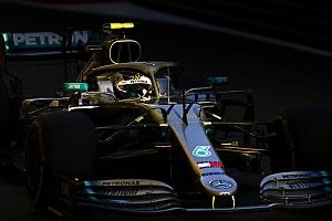 Azeri Nagydíj: látványos képek a második F1-es szabadedzésről - Ferrari, Mercedes, Red Bull...