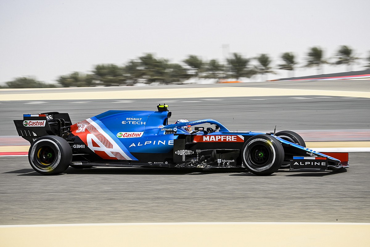 In beeld: De nieuwe Formule 1-bolides in actie