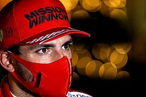 Sainz: "Ho studiato come Leclerc sfrutta la SF21 curva per curva"