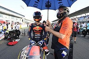 Acosta: "Nadie espera subir al podio en su primera carrera”