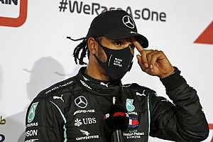 Hamilton diz que poderia ter feito volta melhor e que não comemorou título