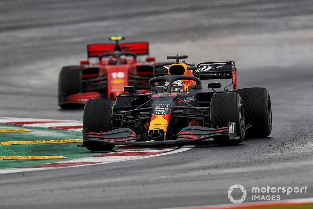 Verstappen likt zijn wonden: "Drama, een race om snel te vergeten"