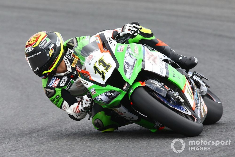 SBK, paura per Sandro Cortese: portato via in elicottero