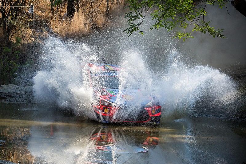 Tanak otworzył oczy Neuville'a